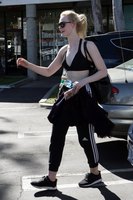 Elle Fanning Sweatshirt #3124810
