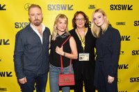 Elle Fanning longsleeve t-shirt #3169767