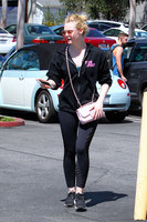 Elle Fanning tote bag #G1480612