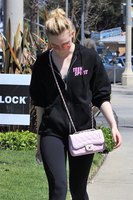 Elle Fanning hoodie #3238516