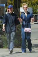 Elle Fanning longsleeve t-shirt #3238524