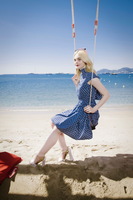 Elle Fanning tote bag #G2295660