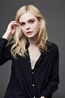 Elle Fanning mug #G2295670