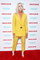 Elle Fanning Sweatshirt #3734379