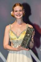 Elle Fanning longsleeve t-shirt #3769799