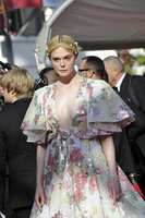 Elle Fanning longsleeve t-shirt #3853765