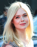 Elle Fanning hoodie #3853808