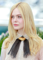 Elle Fanning mug #G2471065