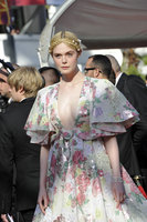 Elle Fanning mug #G2471084