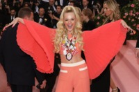 Elle Fanning longsleeve t-shirt #3853836