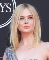 Elle Fanning t-shirt #3853870