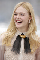 Elle Fanning tote bag #G2471202