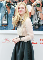 Elle Fanning mug #G2471283