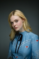 Elle Fanning tote bag #G2492604