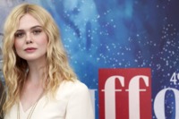 Elle Fanning tote bag #G2512895