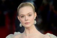 Elle Fanning mug #G2512906