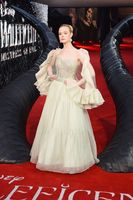 Elle Fanning longsleeve t-shirt #3895678