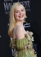 Elle Fanning hoodie #3895685