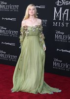 Elle Fanning mug #G2512970