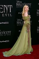 Elle Fanning mug #G2513062