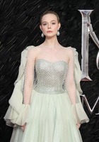 Elle Fanning mug #G2513156