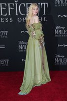 Elle Fanning t-shirt #3895919