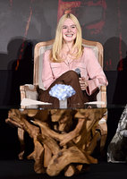 Elle Fanning hoodie #3895933