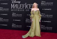 Elle Fanning hoodie #3895949