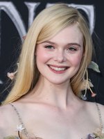 Elle Fanning Tank Top #3896012
