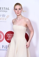 Elle Fanning hoodie #3942170