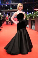 Elle Fanning Tank Top #3952094