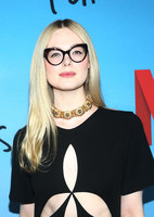 Elle Fanning Tank Top #3952116