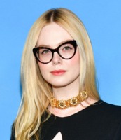 Elle Fanning tote bag #G2569409