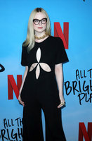 Elle Fanning tote bag #G2569428