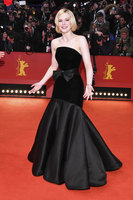 Elle Fanning hoodie #3952185