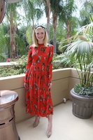 Elle Fanning hoodie #3956201