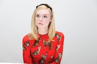 Elle Fanning mug #G2573473