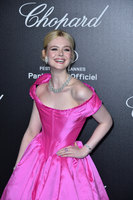 Elle Fanning longsleeve t-shirt #3956282