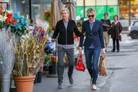 Ellen Degeneres Sweatshirt #2718880