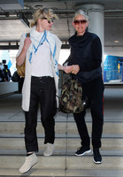 Ellen Degeneres Sweatshirt #2718918