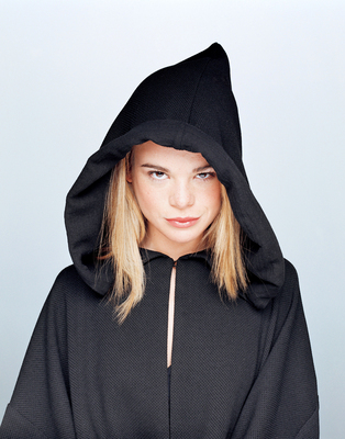 Ellen Muth posters