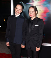 Ellen Page longsleeve t-shirt #2778973