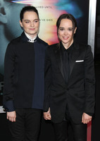 Ellen Page longsleeve t-shirt #2779091