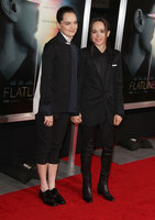 Ellen Page longsleeve t-shirt #2779131