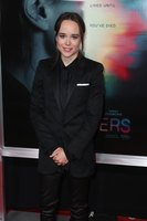 Ellen Page longsleeve t-shirt #2779153