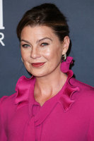 Ellen Pompeo longsleeve t-shirt #2869107