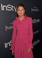 Ellen Pompeo longsleeve t-shirt #2869206