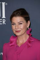 Ellen Pompeo longsleeve t-shirt #2869214