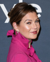 Ellen Pompeo longsleeve t-shirt #2869227