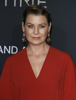 Ellen Pompeo longsleeve t-shirt #3150686